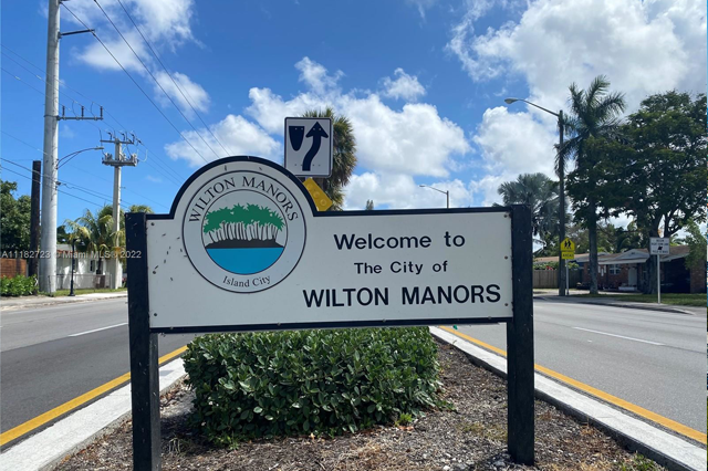 Mold testing in Wilton Manors